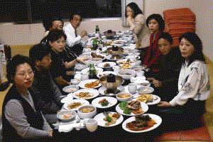夕食会の模様